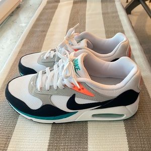 Women’s Nike Air Max Correlate, White/Black-New Green, Size 8 US